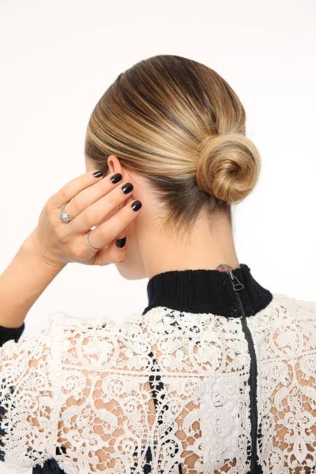 16 Chic Hairstyles That’ll Have You Booking a Salon Appointment Today