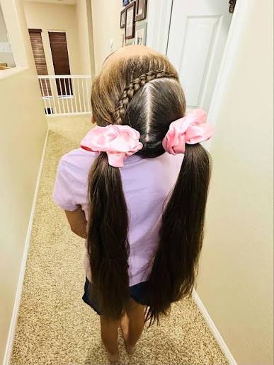 20 Easy Curly Hairstyles for School